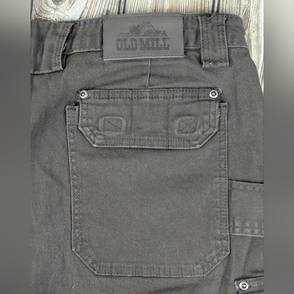 Old Mill Size 38 Cargo Shorts Brown Excellent Condition - Picture 6 of 12